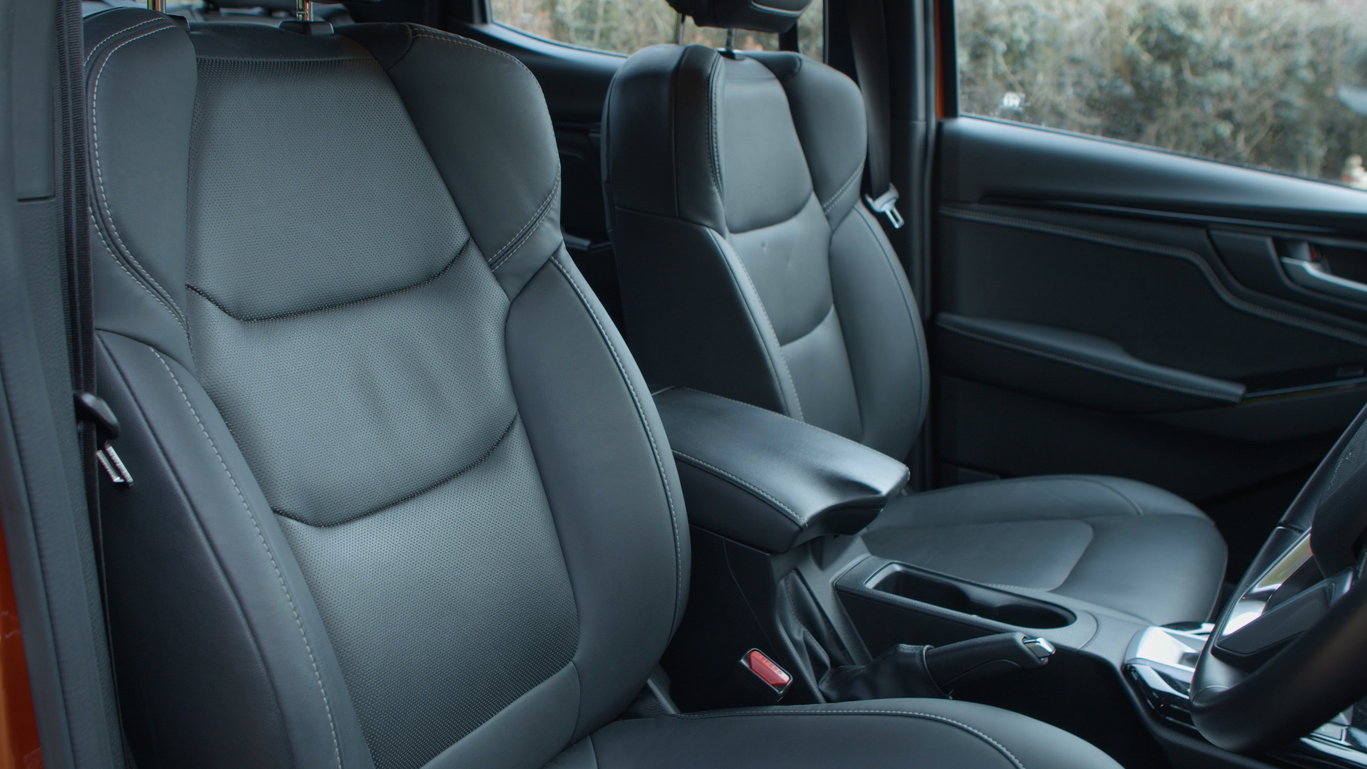 ISUZU D-MAX DIESEL 1.9 Arctic Trucks AT35 Double Cab 4x4 Auto